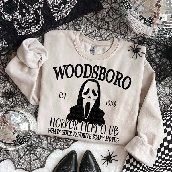 Manic Monday- Halloween