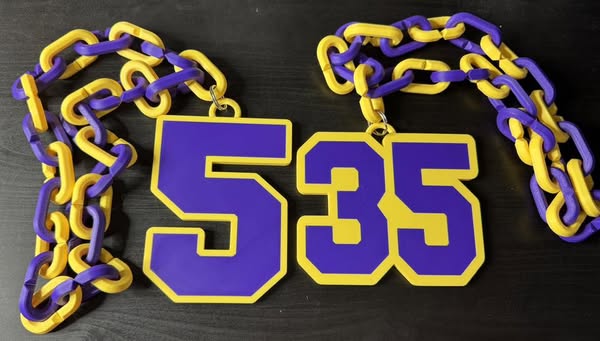 Custom Number Hype Chain