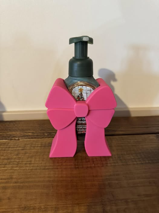 Bow Soap Holder