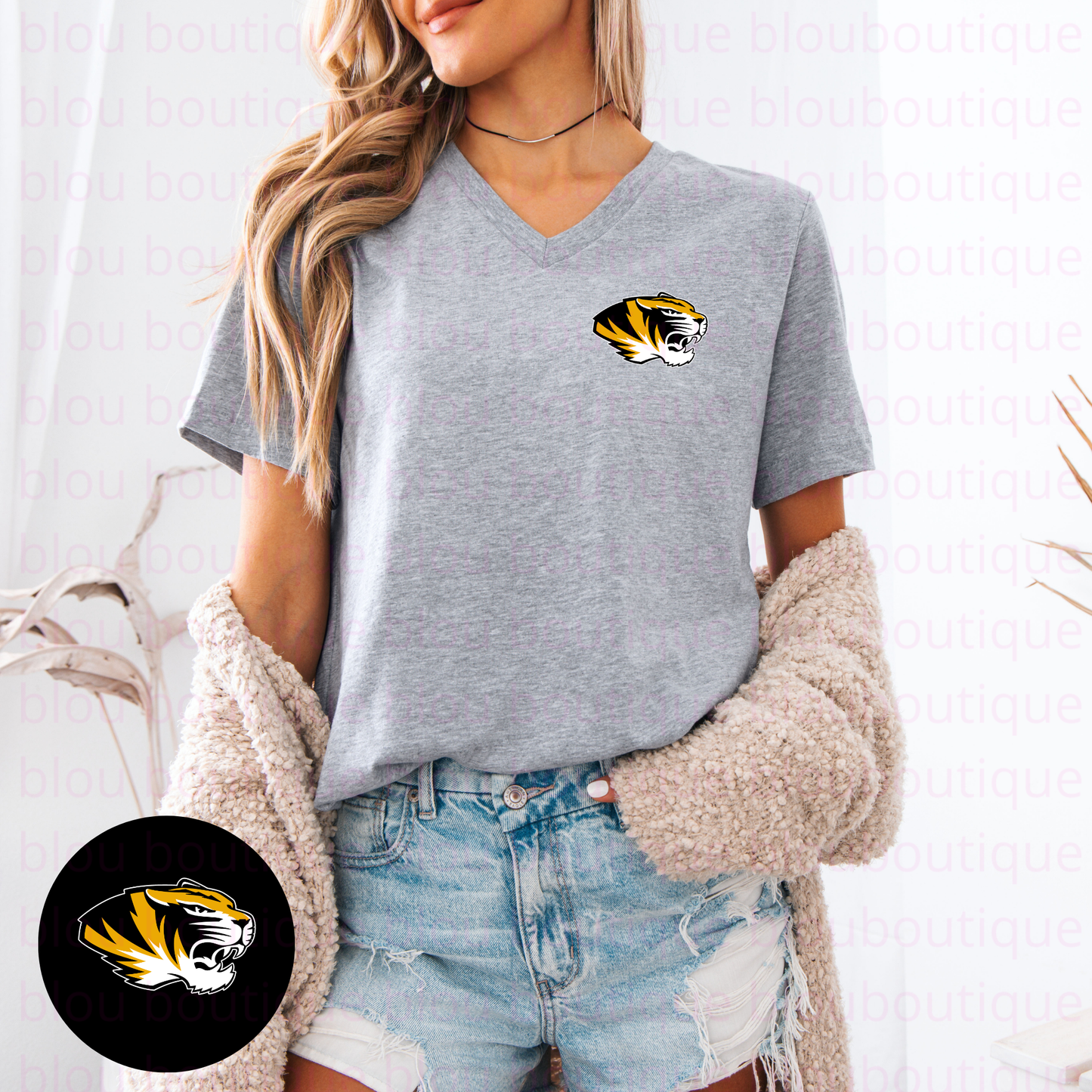 26-V-Neck Wellington